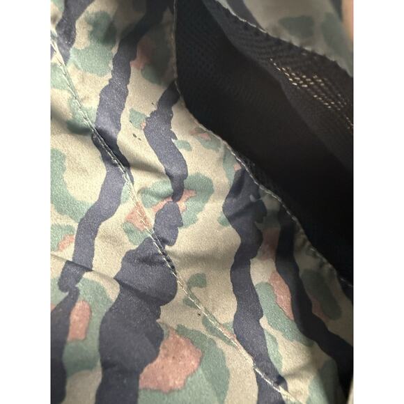 Volcom Windbreaker Jacket Medium Black/Camo x Cheetah Water-Resistant Hood 600MM - Picture 3 of 13